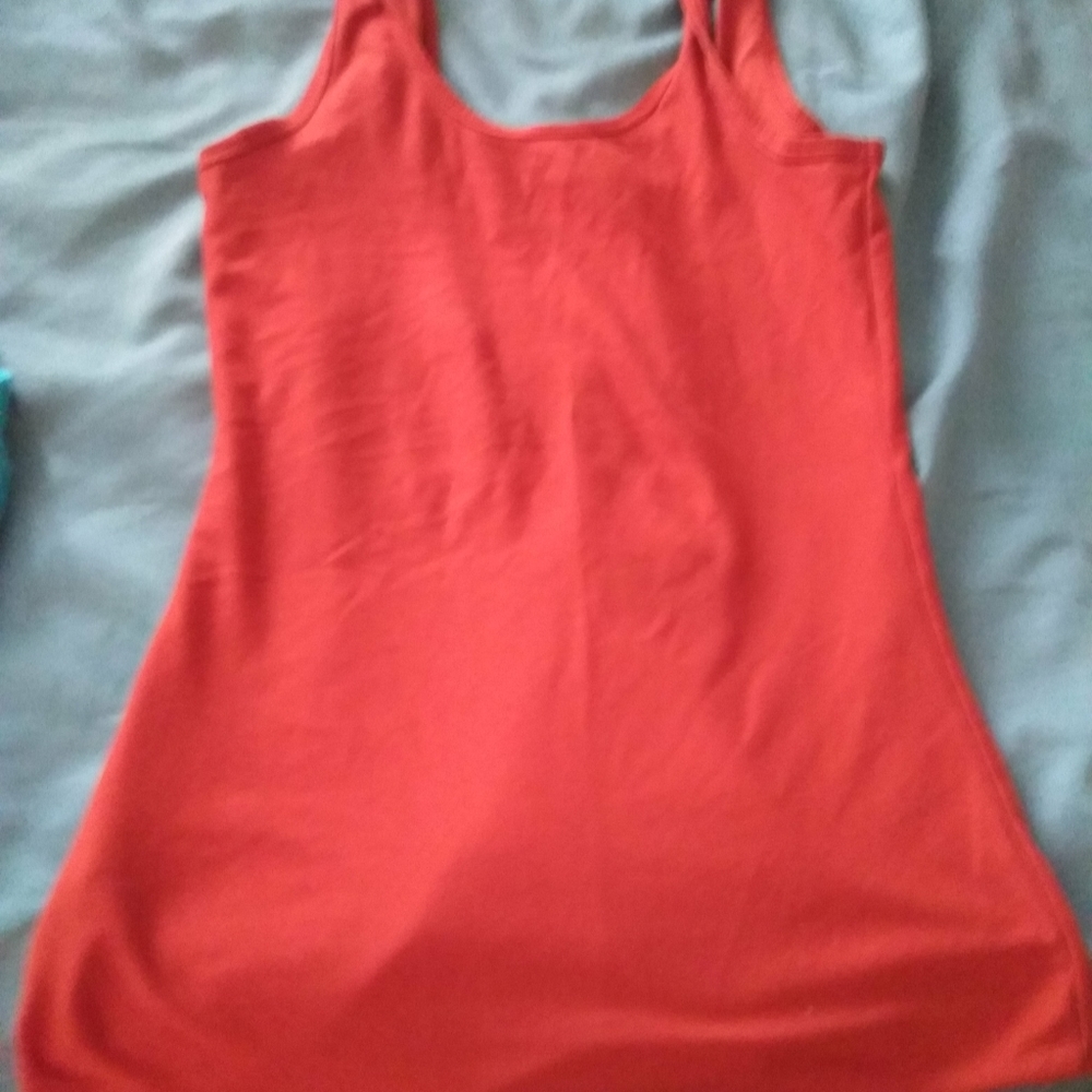 Clothes - Picture 7 of 16